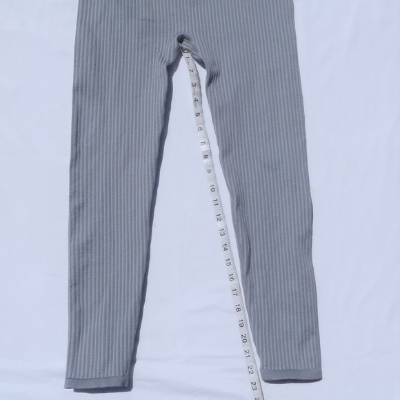 Fabletics High Waisted Ribbed Leggings - Picture 10 of 10